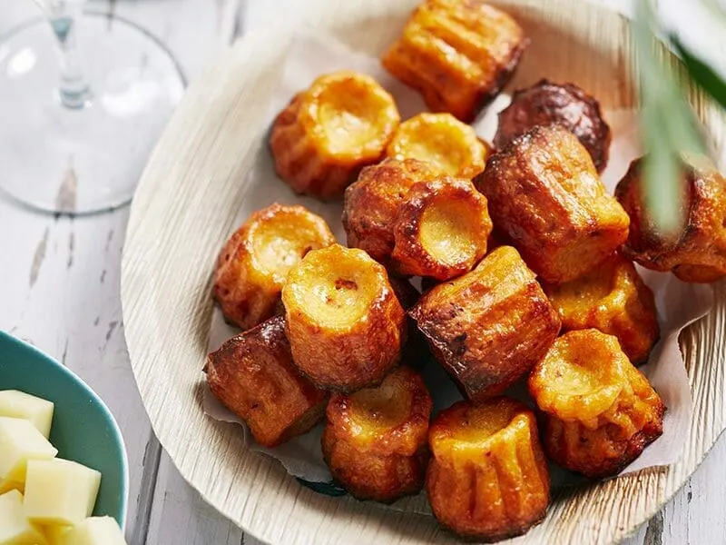 Cannelé au chorizo : recette salée et technique pour une croûte caramélisée