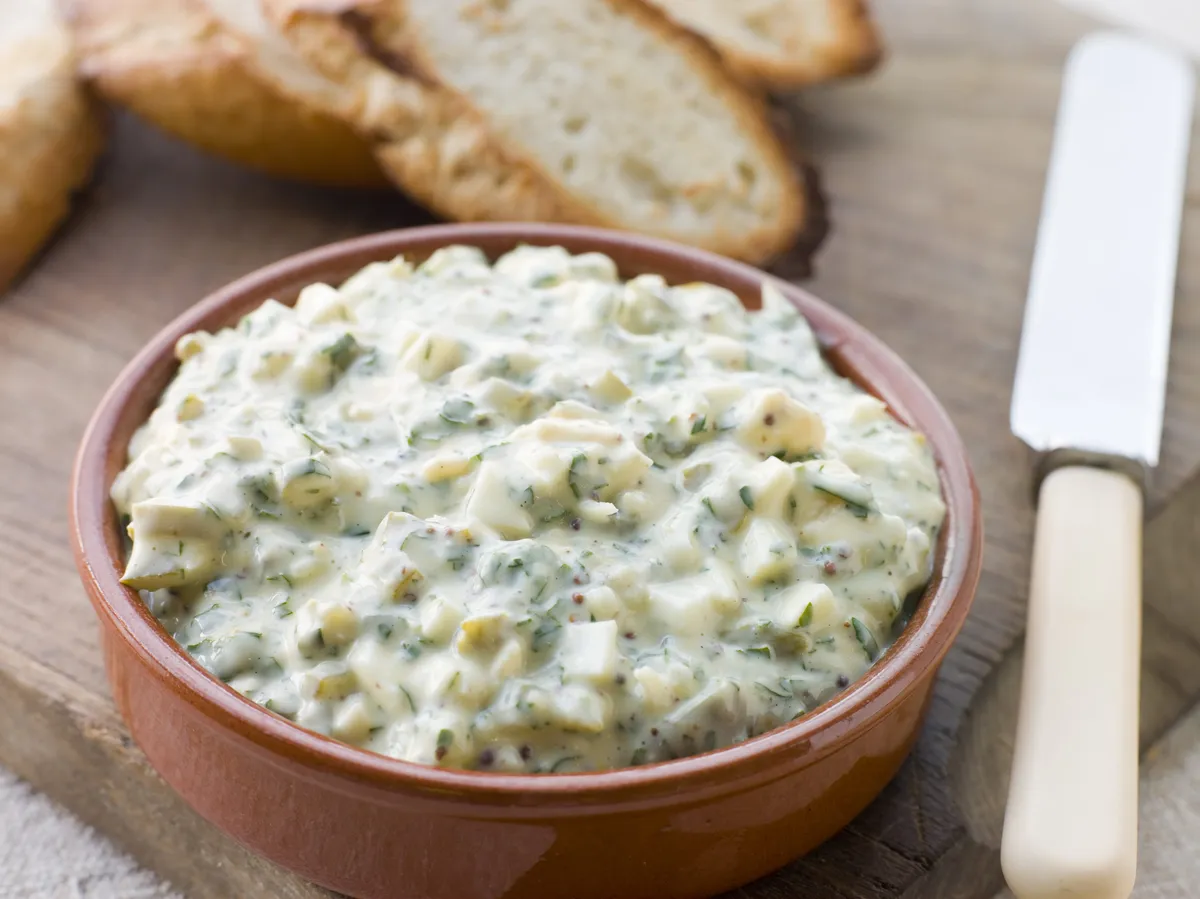 Gribiche sauce recette : la méthode précise et les variantes à connaître